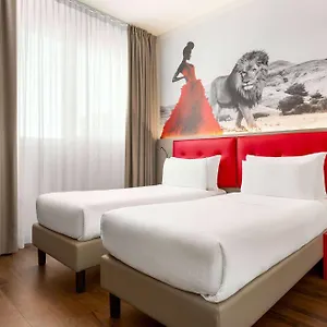 Amedia Milan, Trademark Collection By Wyndham فندق