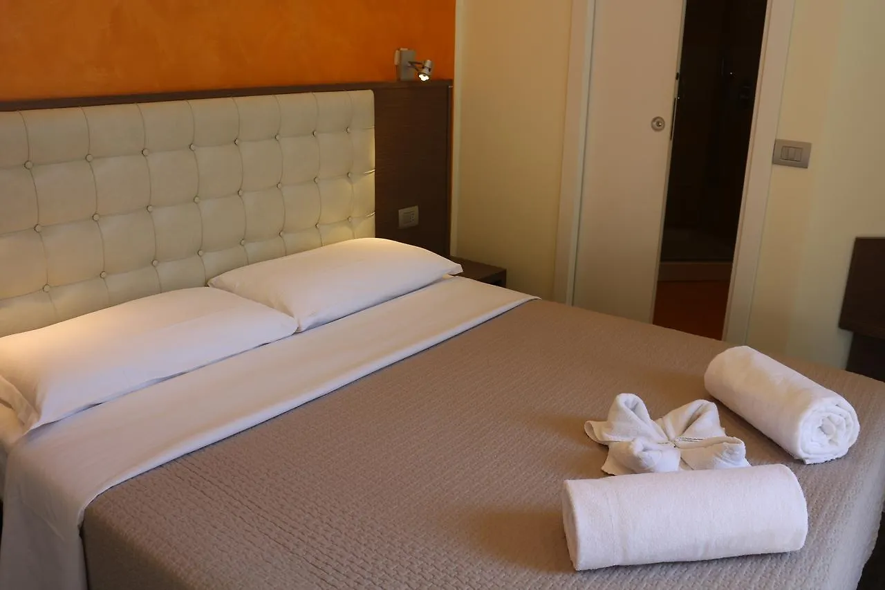 Hotel La Madonnina Milan