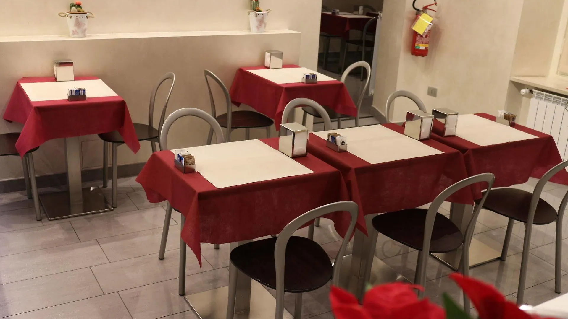 Hotel La Madonnina Milan